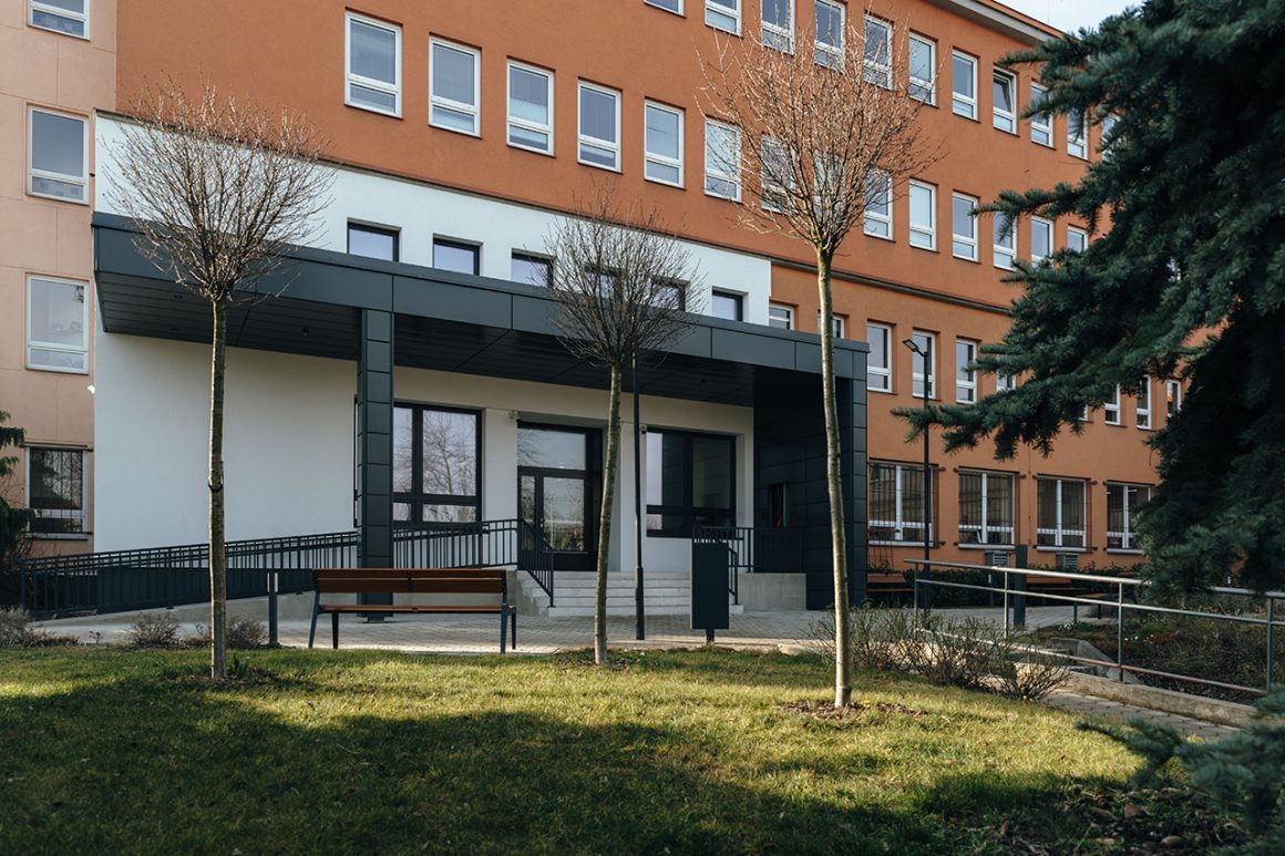 Havárie vody – zrušena výuka Havárie vody – zrušena výuka